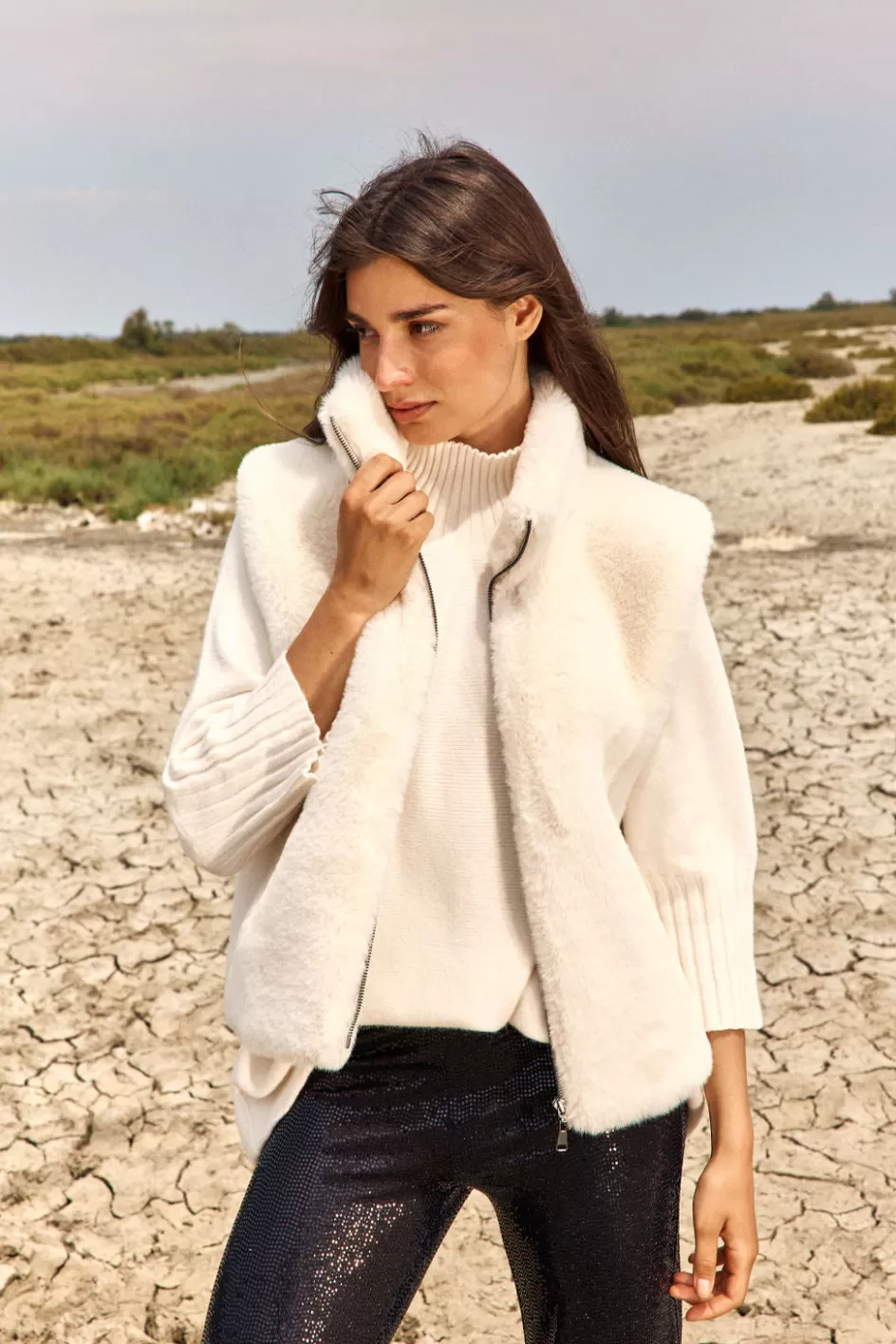 Lauren Vidal Vestes & Manteaux-Gilet court sans manches en fausse fourrure Moon Ecru