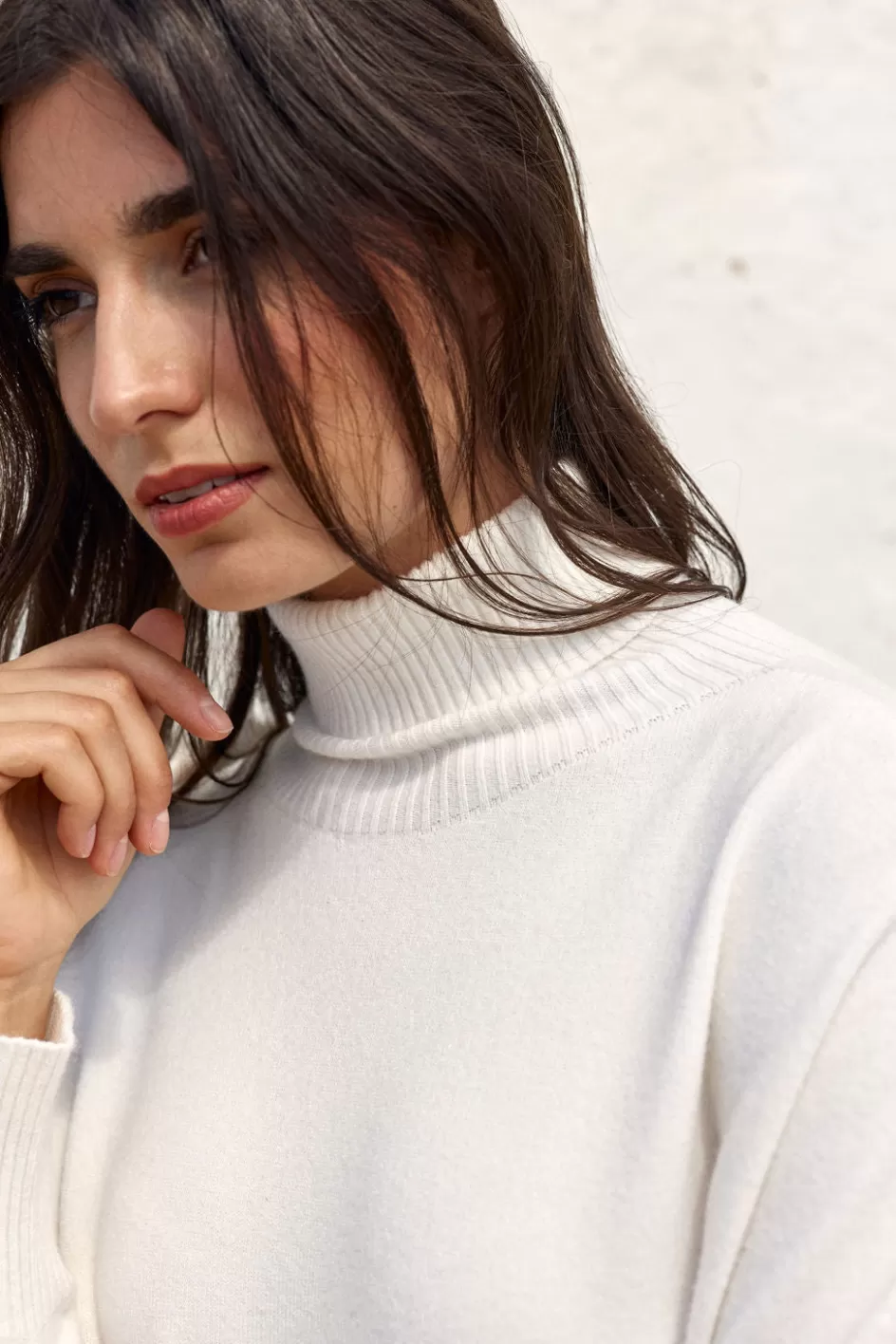 Lauren Vidal Pulls & Gilets-Pull évasé au col montant Nao Ecru
